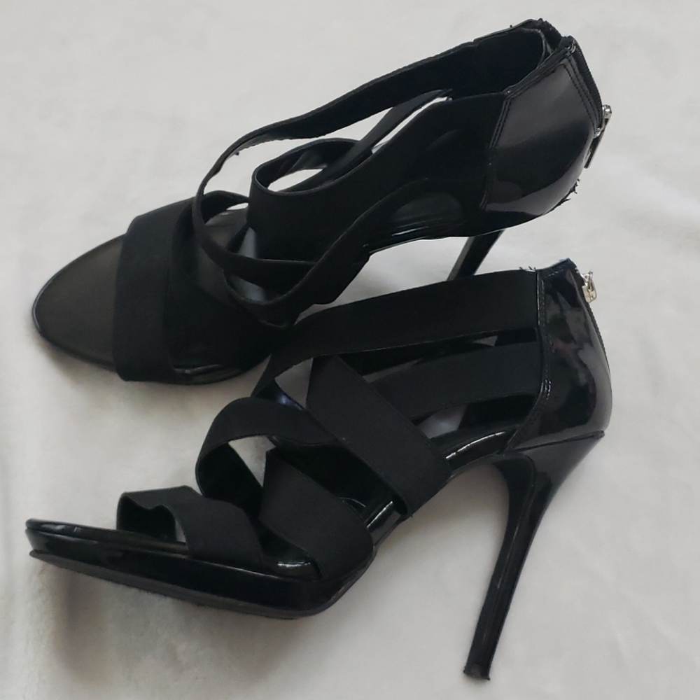 Heels - Picture 2 of 4
